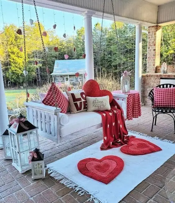 35 Mesmerizing Valentine’s Day Decorations for a Romantic Touch