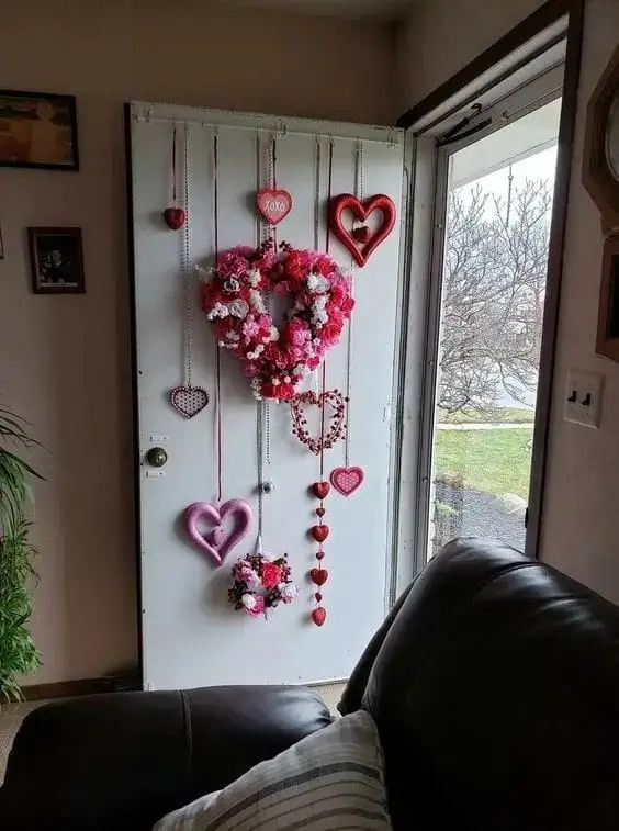 35 Mesmerizing Valentine’s Day Decorations for a Romantic Touch