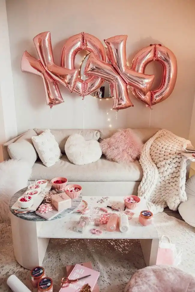 35 Mesmerizing Valentine’s Day Decorations for a Romantic Touch