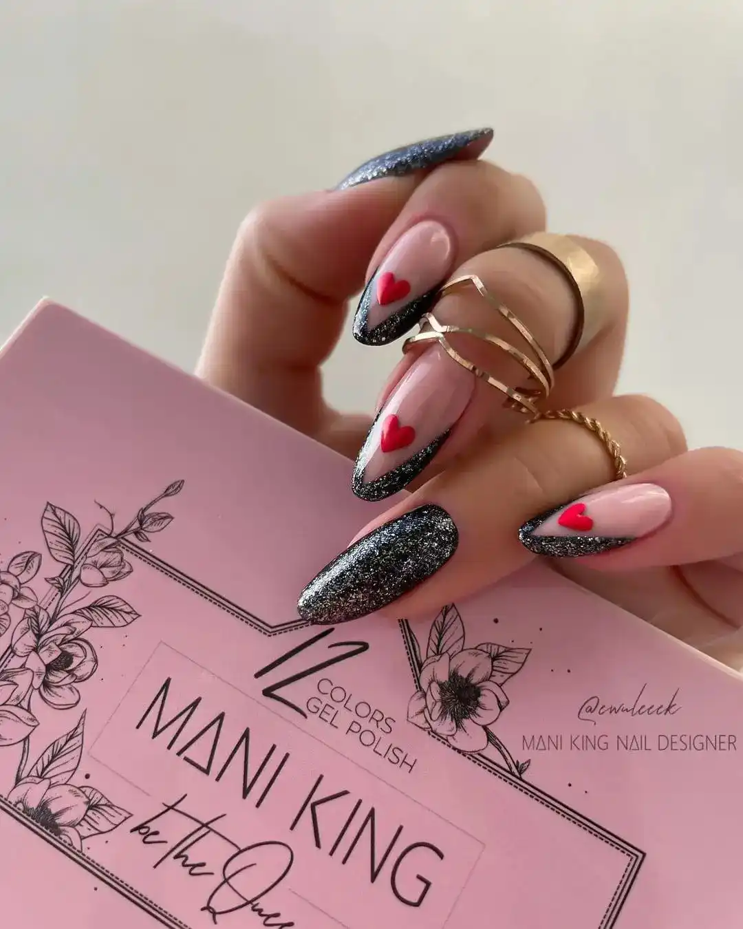 20+ Black Valentine’s Day Nails That Feel Bold, Romantic, and Totally Chic