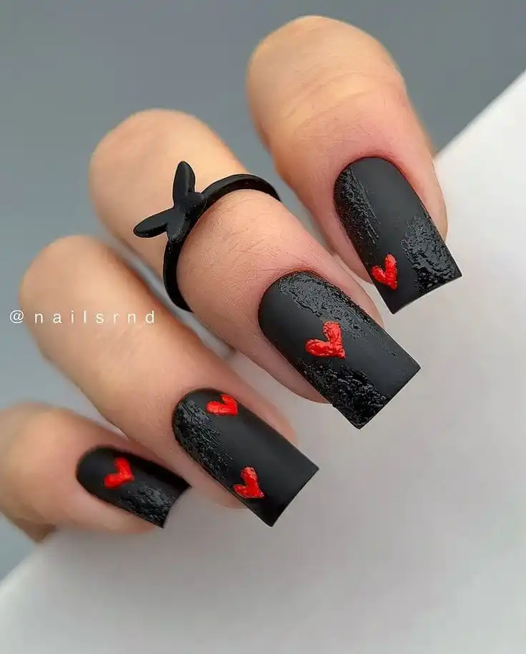 20+ Black Valentine’s Day Nails That Feel Bold, Romantic, and Totally Chic
