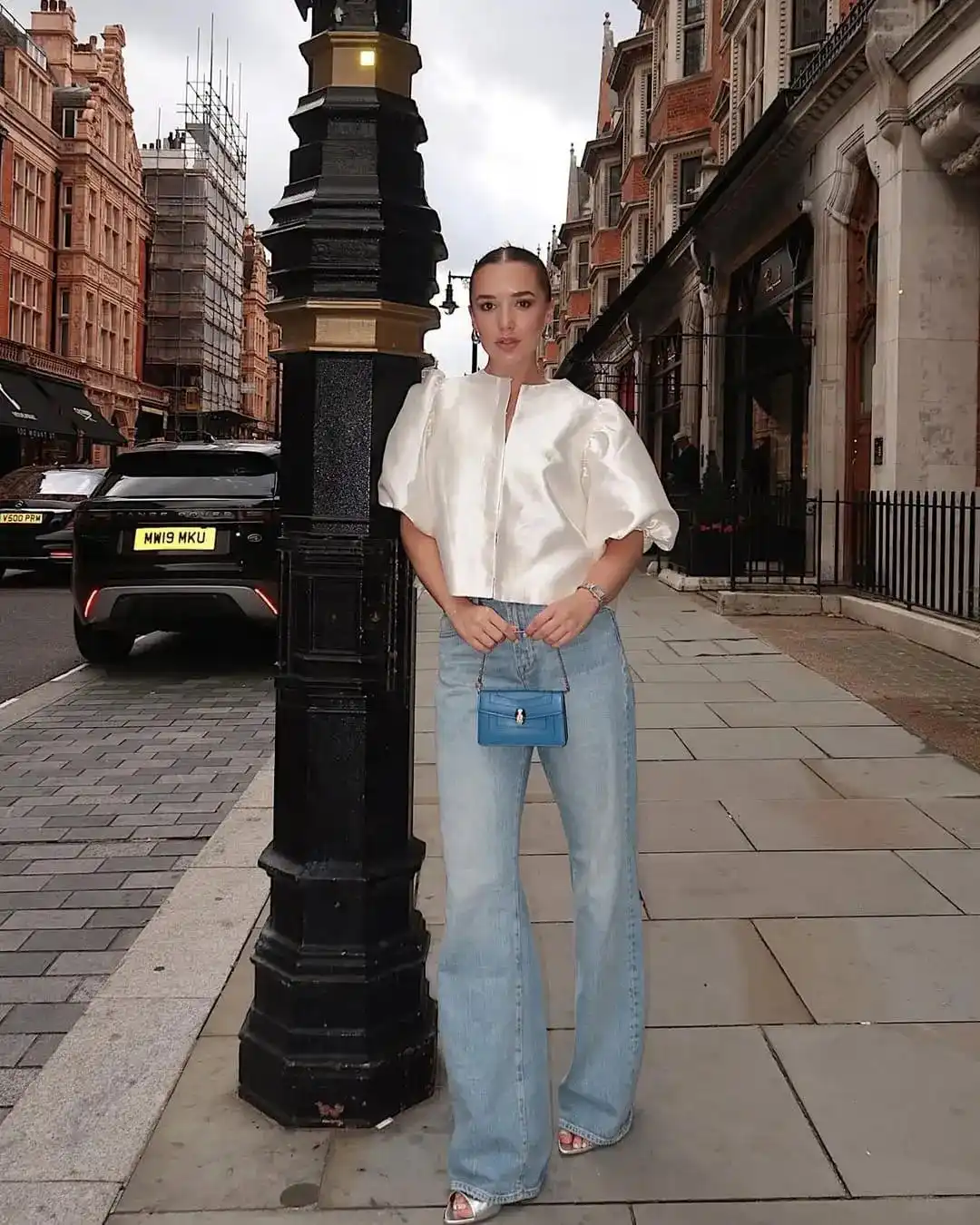 25+ Casual Valentine’s Day Outfits for Date Night, Brunch, and Everything in Between