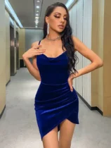 30+ Adorable Valentine’s Day Outfits That Are Too Chic Not to Try!