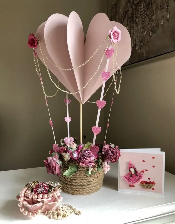 35 Mesmerizing Valentine’s Day Decorations for a Romantic Touch