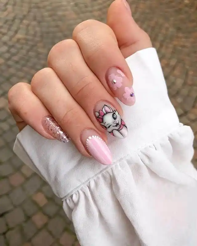 30+ Cute Disney Nails for a Magical Manicure