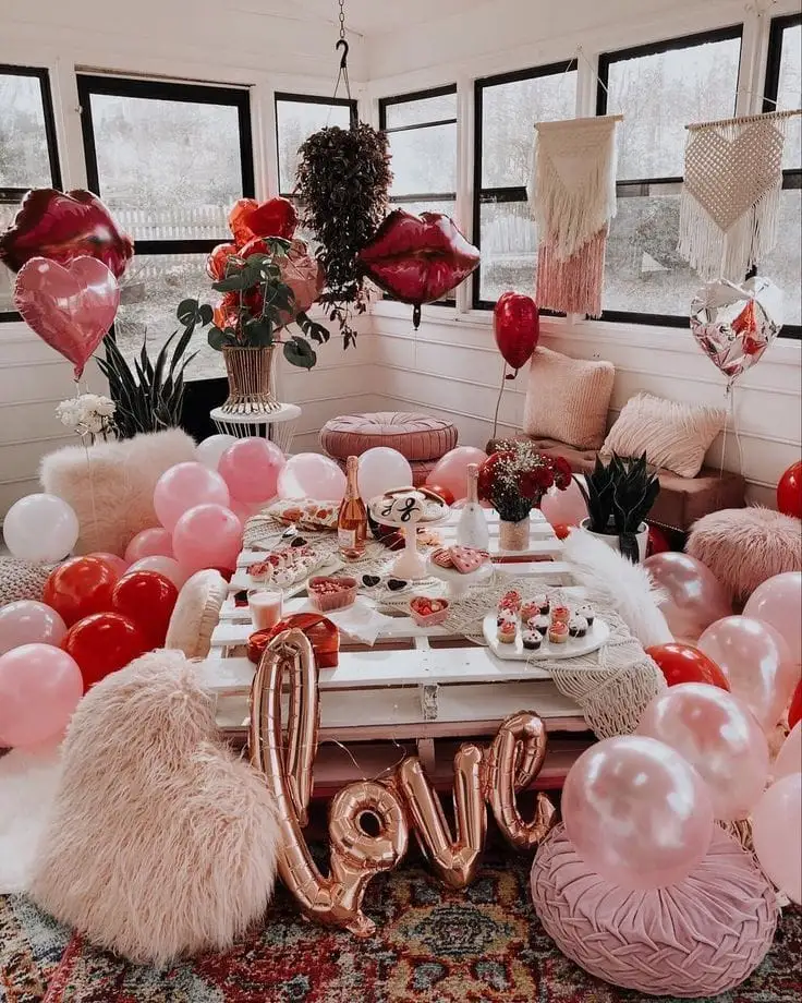 35 Mesmerizing Valentine’s Day Decorations for a Romantic Touch