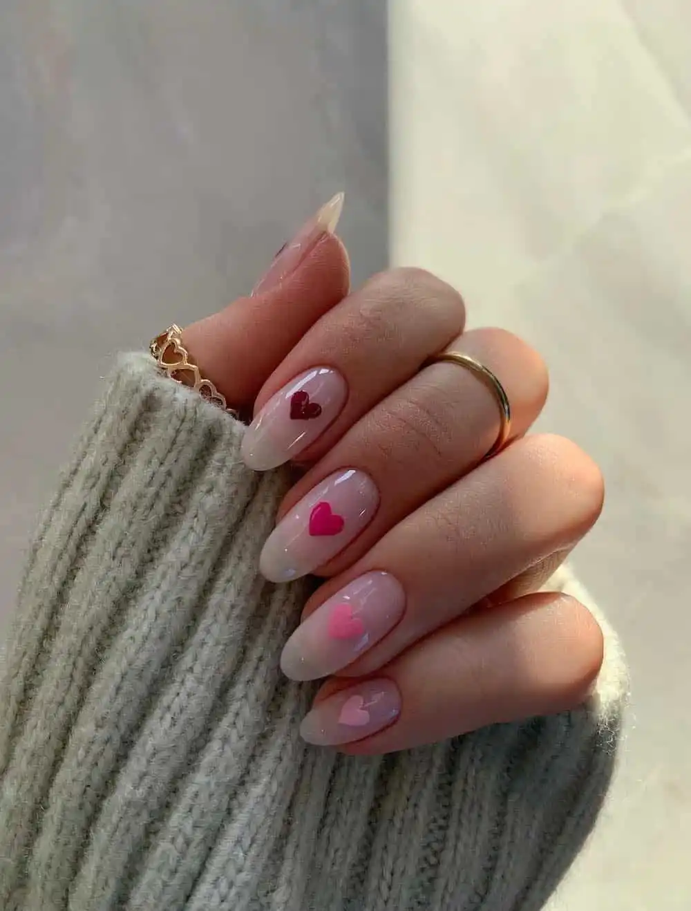50+ Simple Valentine’s Day Nails for a Cute, Effortless, Romantic Look