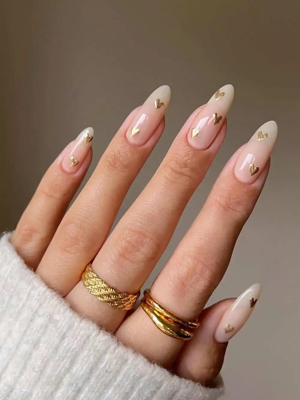 50+ Simple Valentine’s Day Nails for a Cute, Effortless, Romantic Look