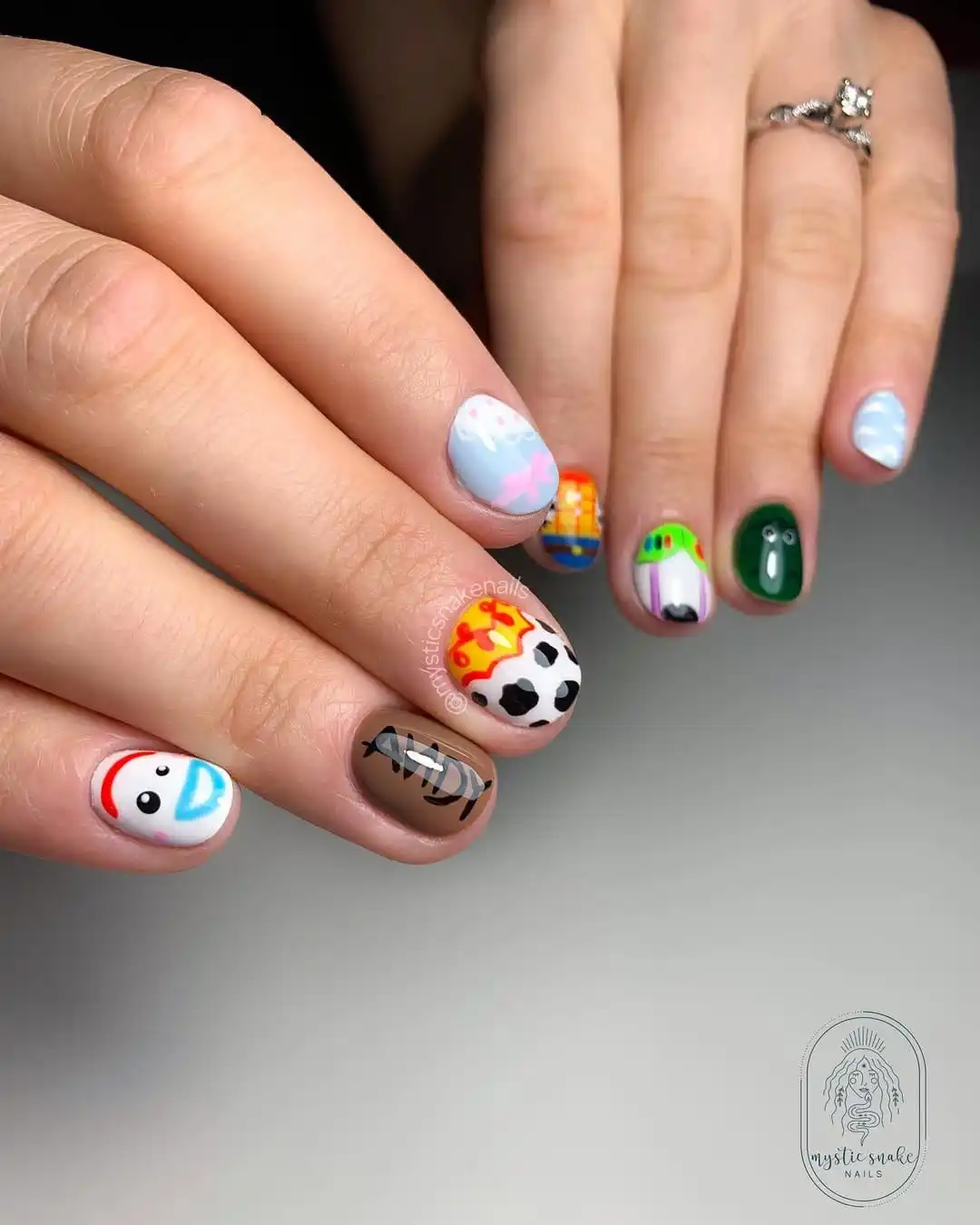30+ Cute Disney Nails for a Magical Manicure