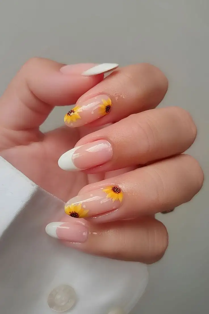25+ Sunflower Nails That Bring Instant Summer Cheer