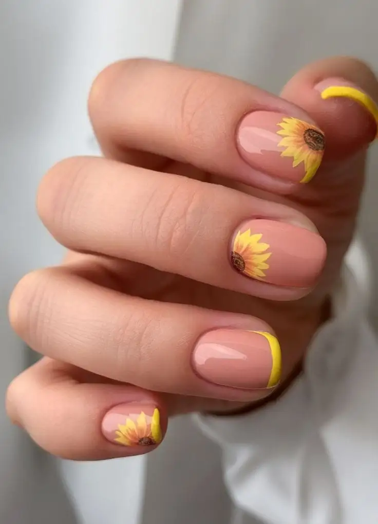 25+ Sunflower Nails That Bring Instant Summer Cheer