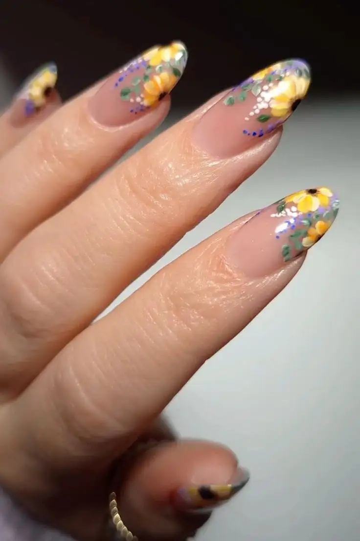25+ Sunflower Nails That Bring Instant Summer Cheer