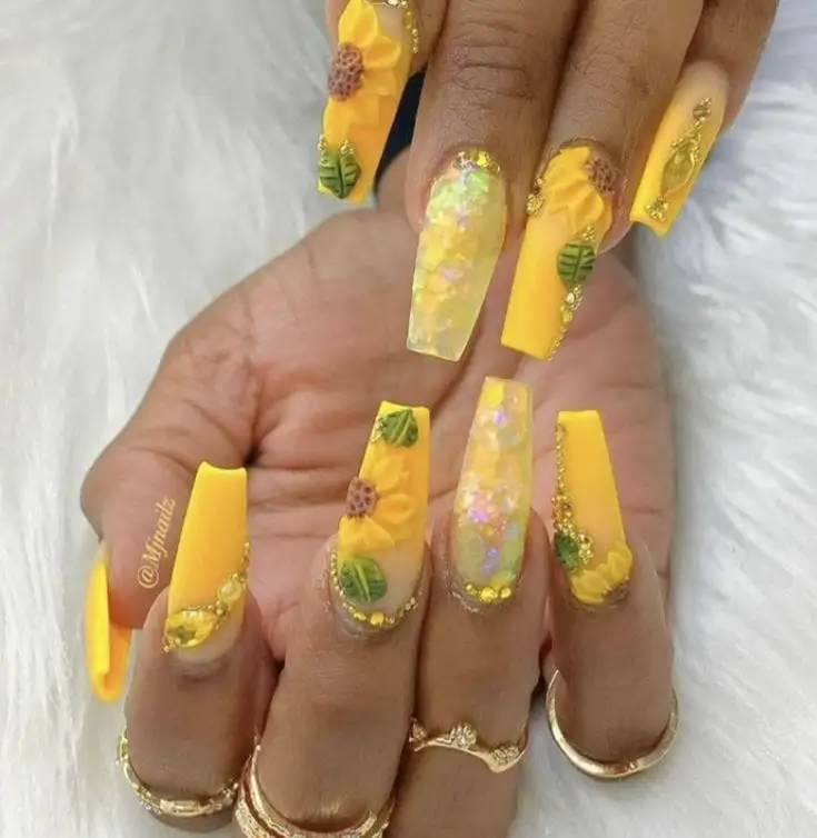 25+ Sunflower Nails That Bring Instant Summer Cheer
