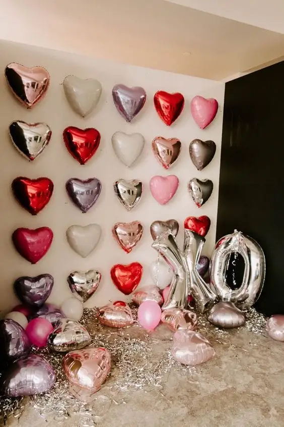 35 Mesmerizing Valentine’s Day Decorations for a Romantic Touch
