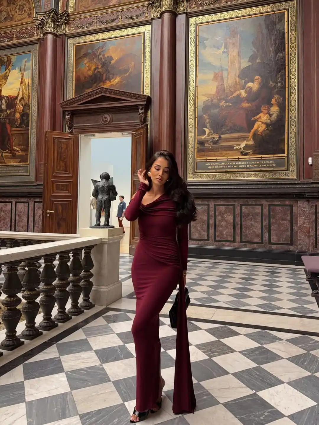 25+ Valentine’s Day Outfits for the Perfect Date Night Look