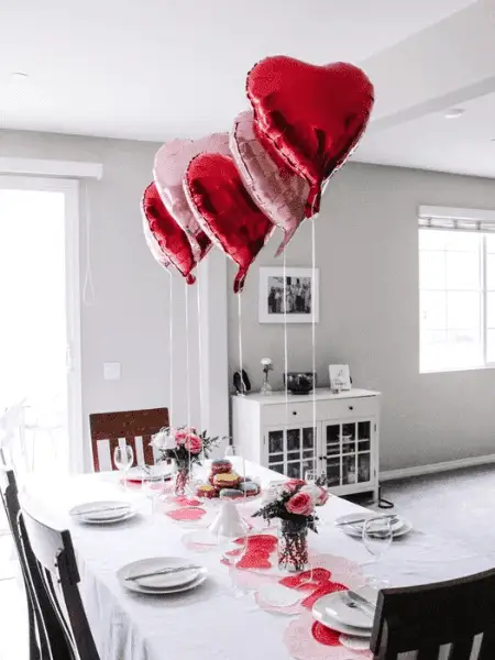 35 Mesmerizing Valentine’s Day Decorations for a Romantic Touch