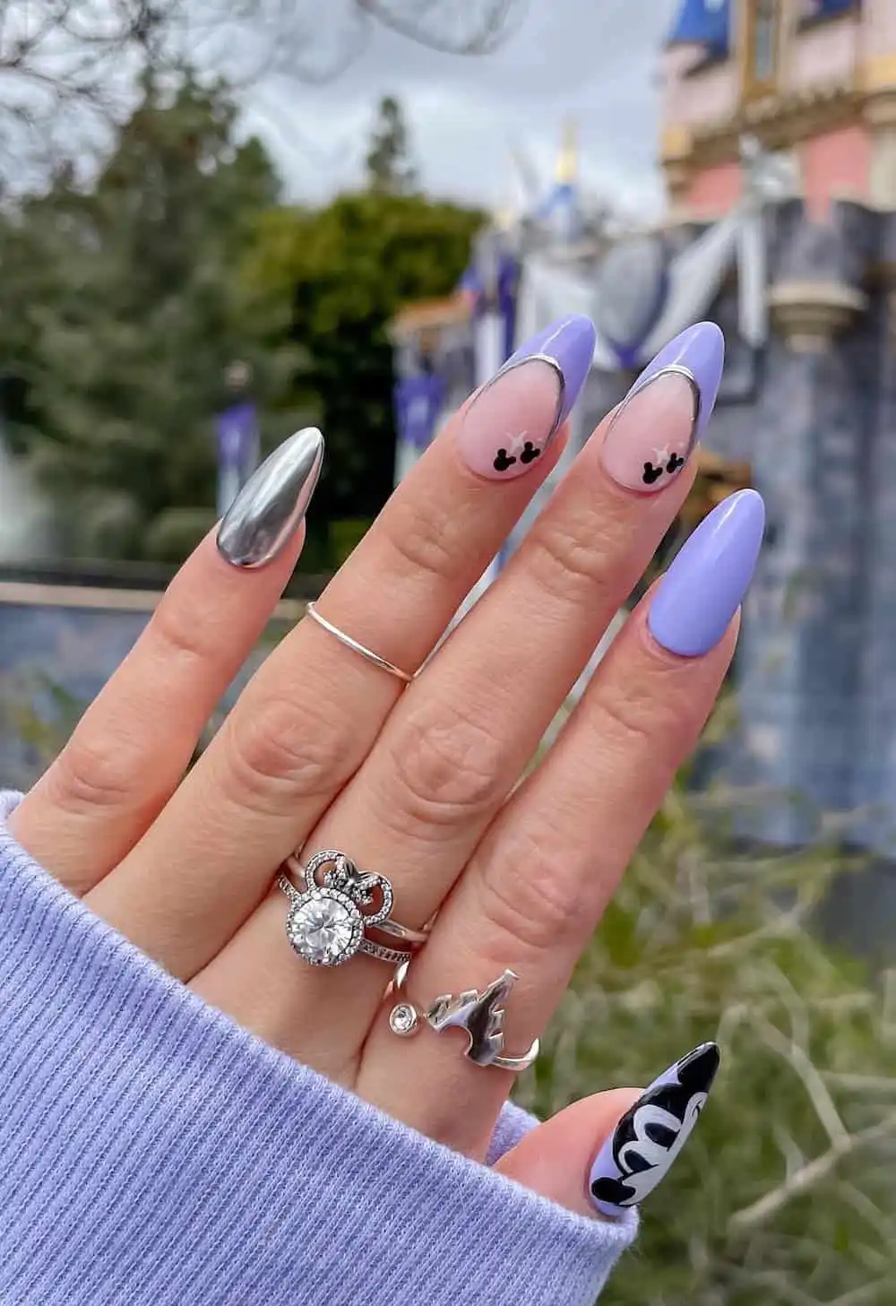 30+ Cute Disney Nails for a Magical Manicure
