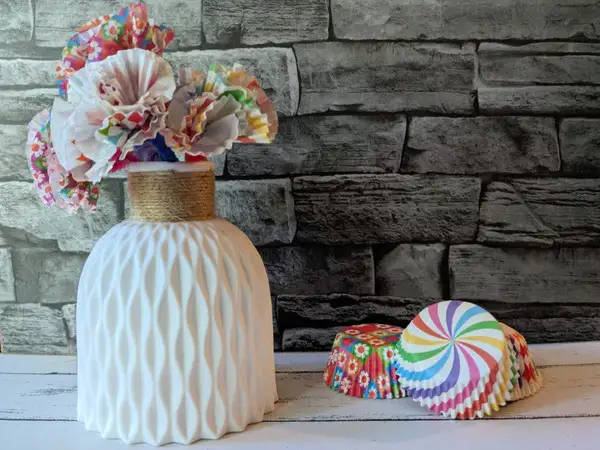 20 Easy & Colorful Pipe Cleaner Flowers