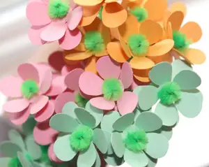 20 Easy & Colorful Pipe Cleaner Flowers